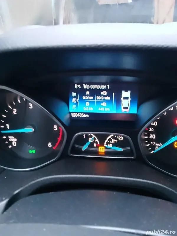 Utilizat 2015 Ford Focus Hatchback | 7.500 EUR (Preț OK) - Imagine 1/4