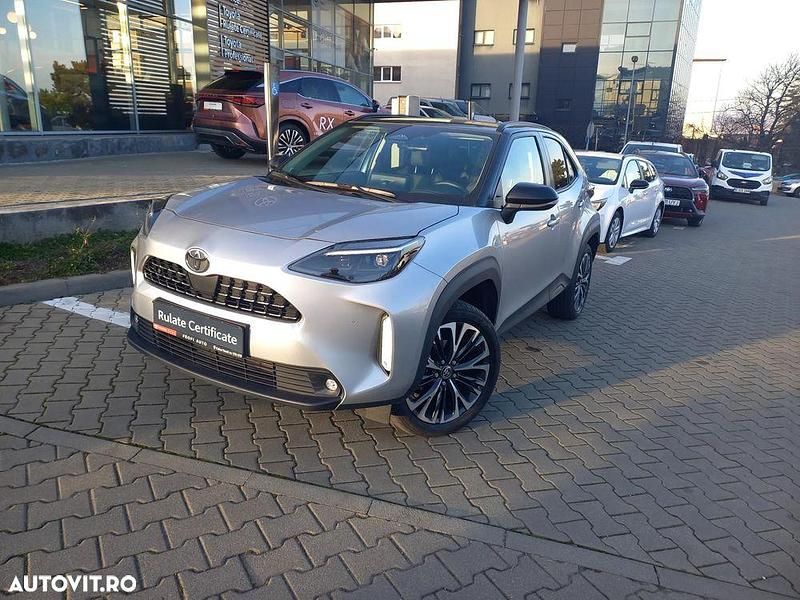 Culoareargint Utilizat 2024 Toyota Yaris Cross Elegant SUV | 27.500 EUR - Imagine 1/4