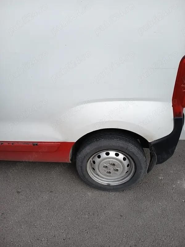 Utilizat 2012 Citroën Nemo Van | 1.900 EUR - Imagine 1/4