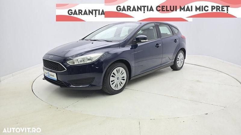 Albastru Utilizat 2018 Ford Focus Trend Hatchback | 8.950 EUR (Preț OK) - Imagine 1/3