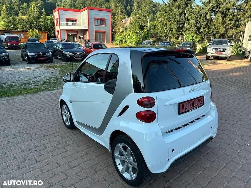 Second-hand Smart ForTwo Coupé 84 CP (61 kW) 2012 Culoarealb Coupe