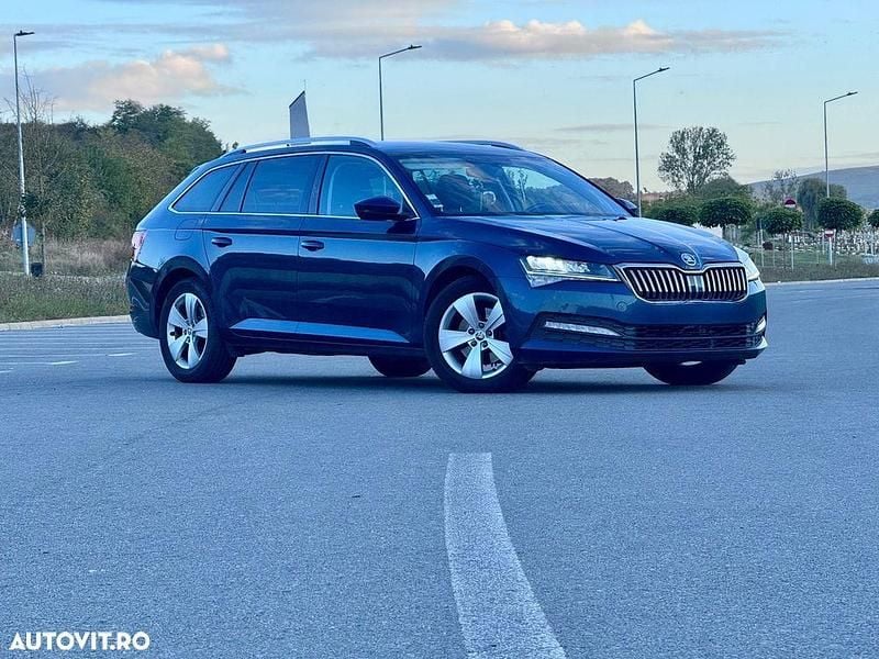 Culoarealbastru Utilizat 2020 Skoda Superb Premium Edition Break | 14.450 EUR (Super Preț) - Imagine 1/4
