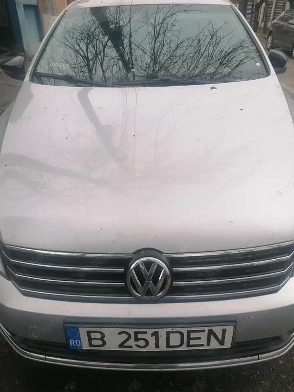 Second-hand VW Passat 140 CP (102 kW) 2014 Argintiu Break