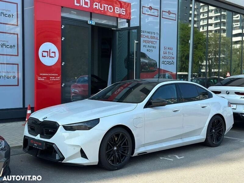 Alb Nouă 2025 BMW M5 Berlinǎ | 141.610 EUR - Imagine 1/4