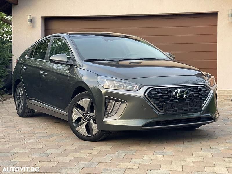 Culoareverde Utilizat 2022 Hyundai Ioniq Prime Hatchback | 16.800 EUR (Preț bun) - Imagine 1/4