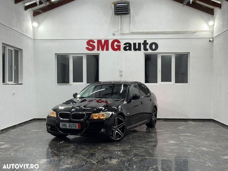 Culoarenegru Utilizat 2010 BMW 318 Berlinǎ | 4.850 EUR (Preț bun) - Imagine 1/4