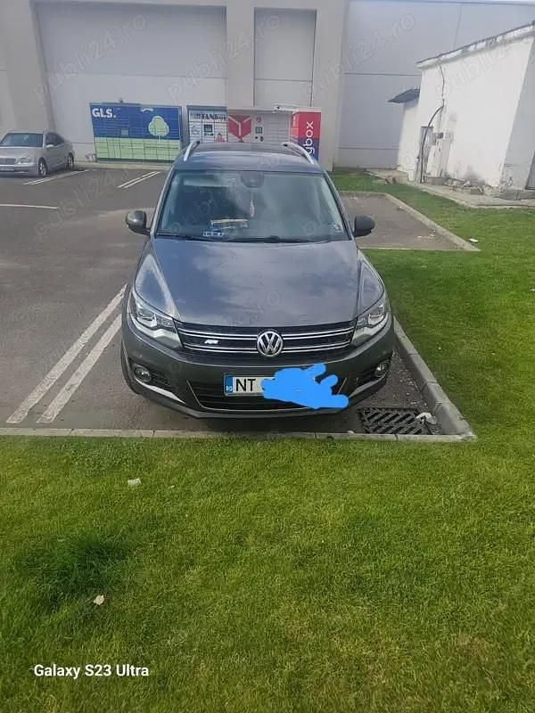 Argintiu Utilizat 2013 VW Tiguan R-line SUV | 11.240 EUR (Preț OK) - Imagine 1/4