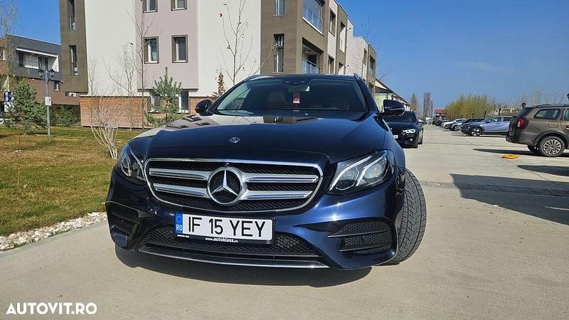 Second-hand Mercedes E220 AMG line 194 CP (142 kW) 2017 Culoarealbastru Break