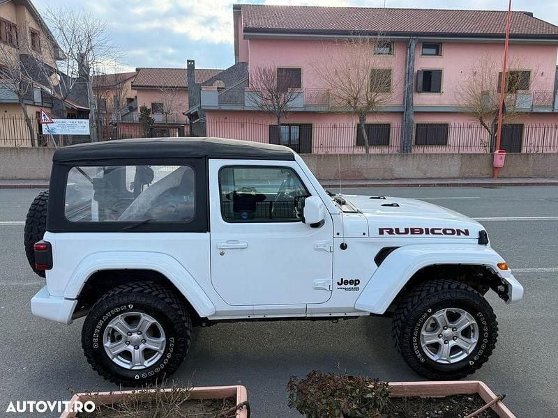Second-hand Jeep Wrangler Sport 272 CP (200 kW) 2021 Culoarealb SUV