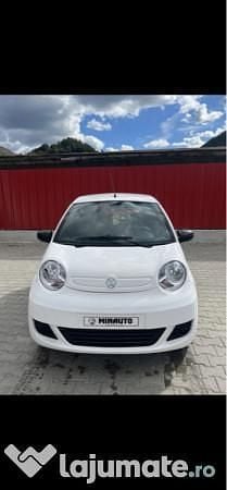 Alb Utilizat 2021 Aixam Minauto Hatchback | 9.400 EUR - Imagine 1/4