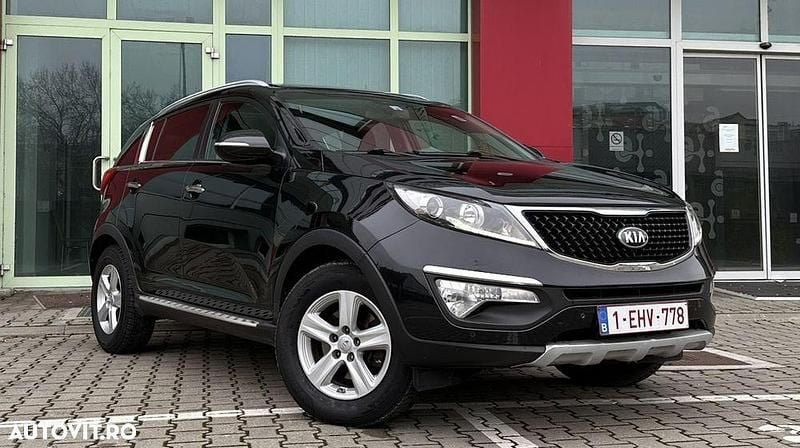 Culoarenegru Utilizat 2016 Kia Sportage SUV | 8.499 EUR (Super Preț) - Imagine 1/4