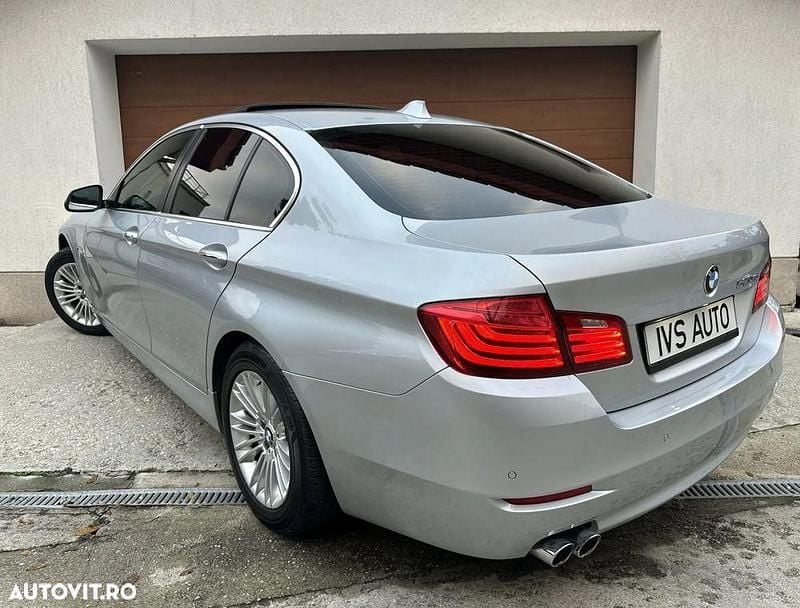 Second-hand BMW 520 Luxury Line 184 CP (135 kW) 2014 Culoareargint Berlinǎ