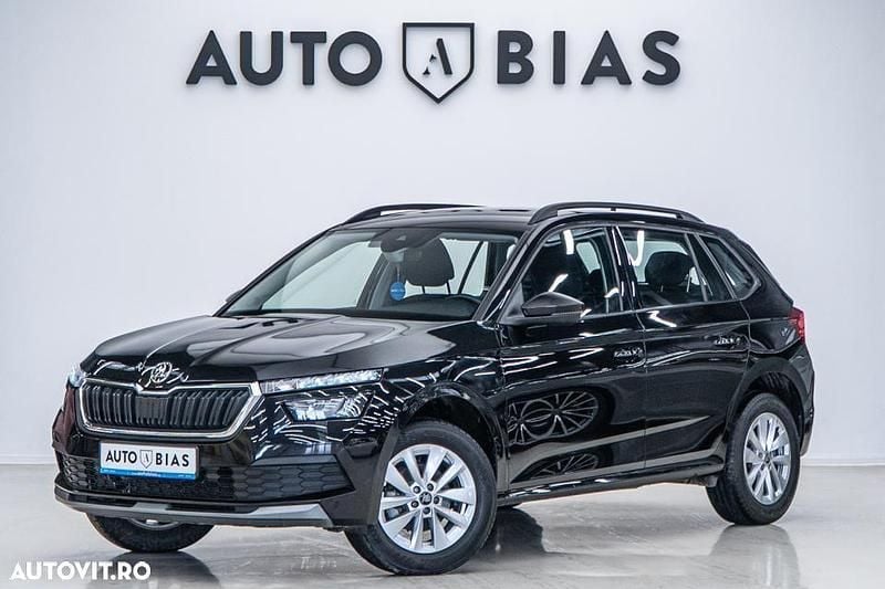 Culoarenegru Utilizat 2023 Skoda Kamiq Ambition SUV | 16.450 EUR (Preț OK) - Imagine 1/4