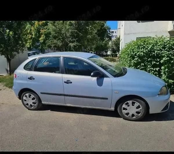 Utilizat 2004 Seat Ibiza Berlinǎ | 850 EUR (Super Preț) - Imagine 1/4