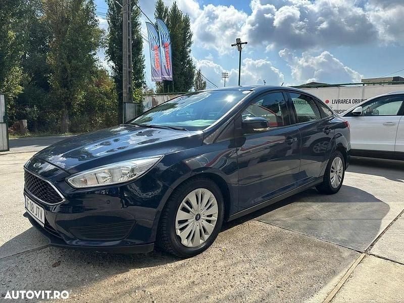Culoarealbastru Utilizat 2017 Ford Focus Titanium Berlinǎ | 8.489 EUR (Preț bun) - Imagine 1/4