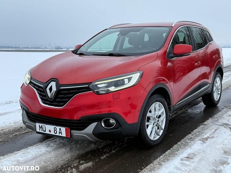Culoarerosu Utilizat 2016 Renault Kadjar XMOD SUV | 9.390 EUR (Preț bun) - Imagine 1/4