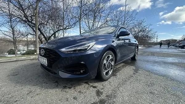 Second-hand Hyundai i30 140 CP (102 kW) 2024 Berlinǎ