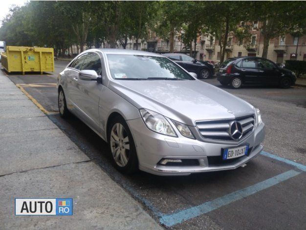 Argintiu Utilizat 2010 Mercedes E350 Coupe | 14.999 EUR (Preț OK) - Imagine 1/4