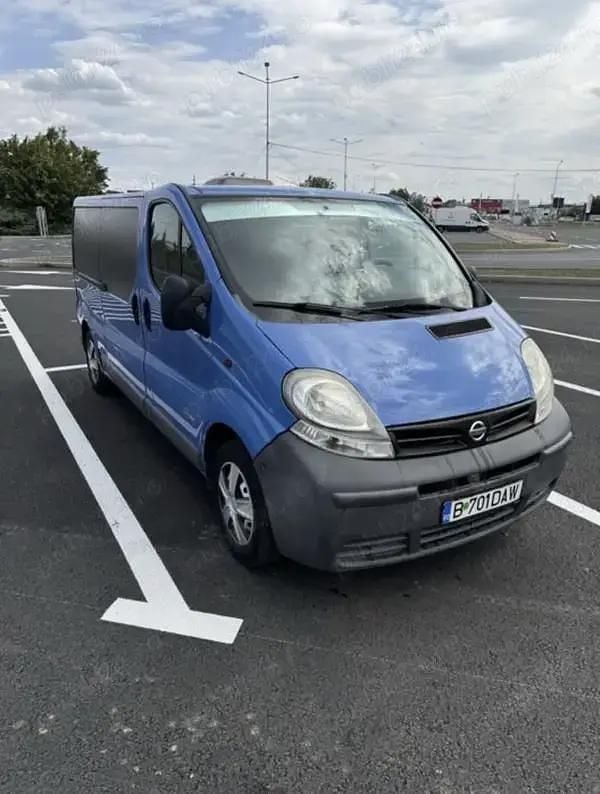 Utilizat 2007 Nissan Primastar Monovolum | 4.250 EUR - Imagine 1/4