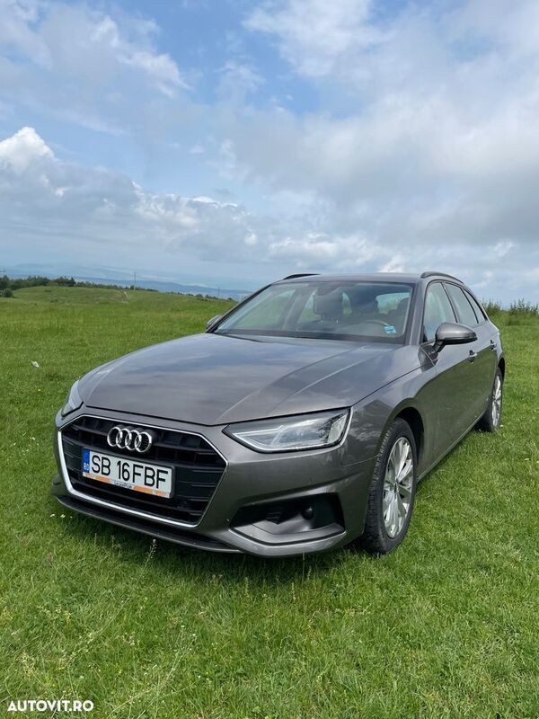 Gri Utilizat 2020 Audi A4 Advanced Break | 24.700 EUR (Scump) - Imagine 1/4