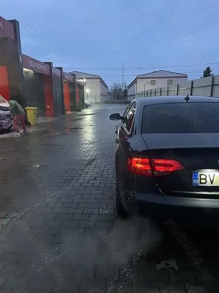 Second-hand Audi A4 120 CP (88 kW) 2010 Gri Berlinǎ