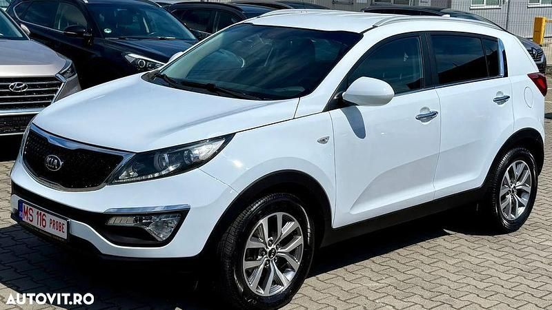 Alb Utilizat 2015 Kia Sportage SUV | 10.999 EUR (Preț OK) - Imagine 1/4
