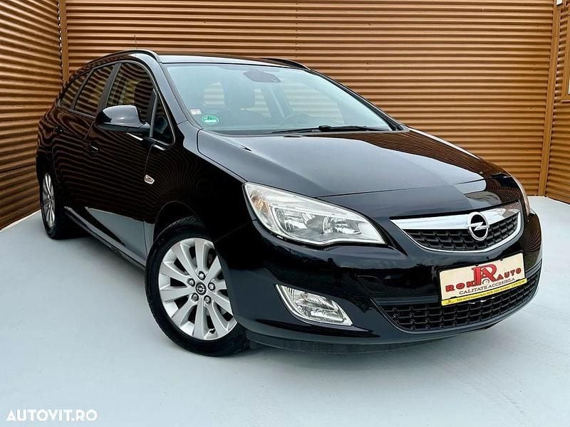 Second-hand Opel Astra Active 110 CP (80 kW) 2012 Culoarenegru Break