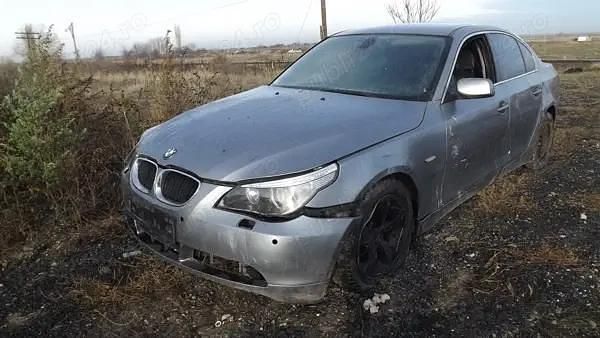 Second-hand BMW 525 177 CP (130 kW) 2005 Berlinǎ