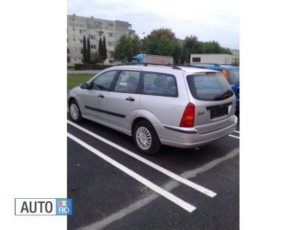 Second-hand Ford Focus 90 CP (66 kW) 2004 Gri Break