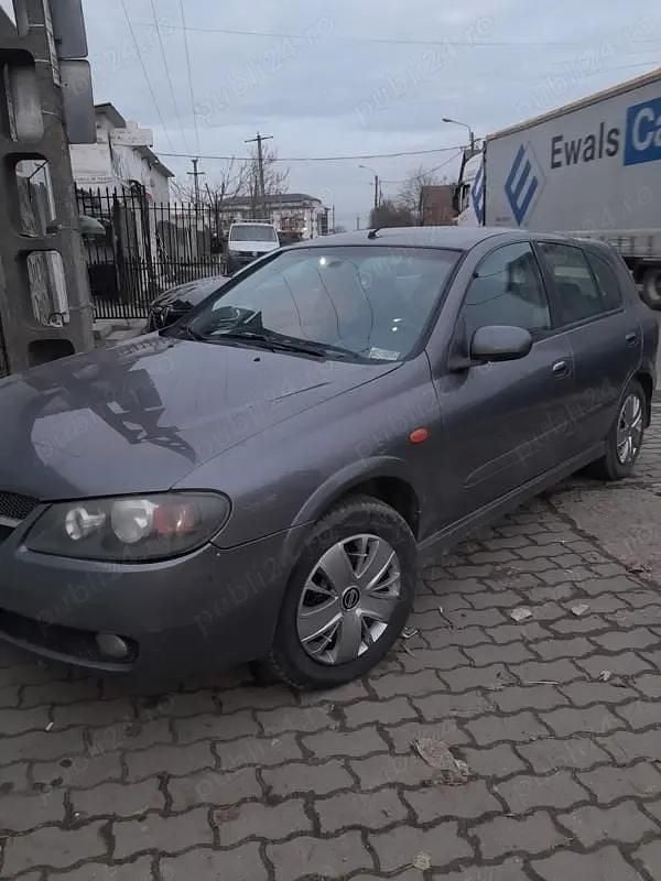 Utilizat 2006 Nissan Almera Hatchback | 3.500 EUR - Imagine 1/4