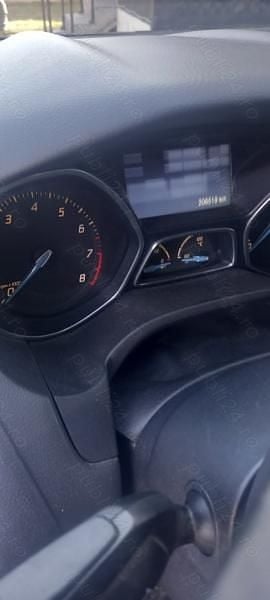 Second-hand 2011 Ford Focus Hatchback | 4.500 EUR (Preț OK) - Imagine 1/4