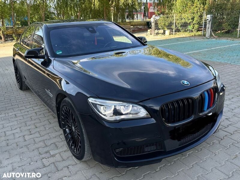 Albastru Utilizat 2013 BMW 750L Berlinǎ | 16.500 EUR - Imagine 1/4