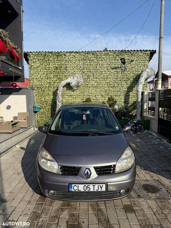 Culoarealbastru Utilizat 2007 Ford Focus Ambiente Break | 1.350 EUR (Preț bun) - Imagine 1/4