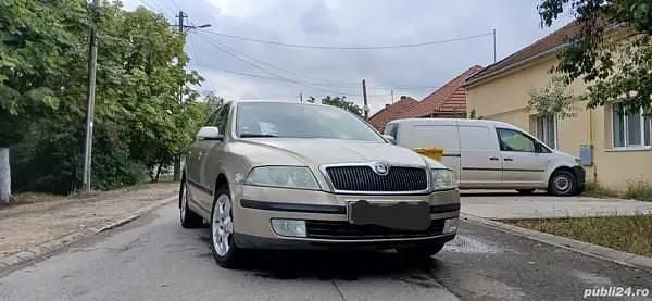 Auriu Utilizat 2005 Skoda Octavia Berlinǎ | 2.000 EUR (Preț OK) - Imagine 1/4