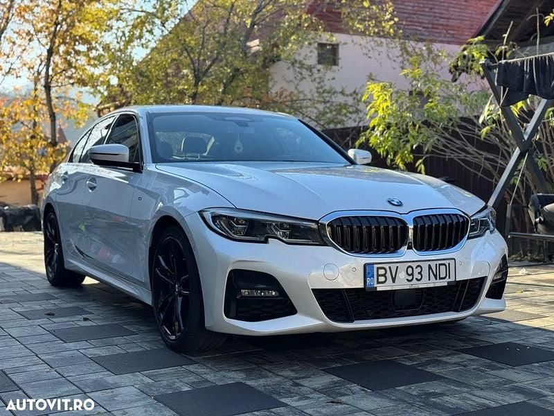 Culoarealb Utilizat 2020 BMW 330 M Sport Berlinǎ | 38.900 EUR (Scump) - Imagine 1/4