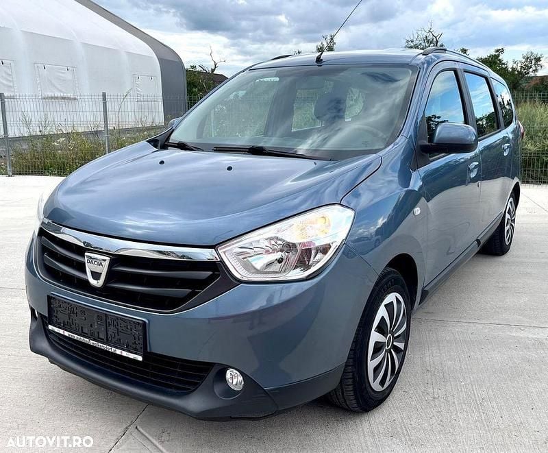 Culoarealbastru Utilizat 2014 Dacia Lodgy Comfort Monovolum | 4.490 EUR (Super Preț) - Imagine 1/4