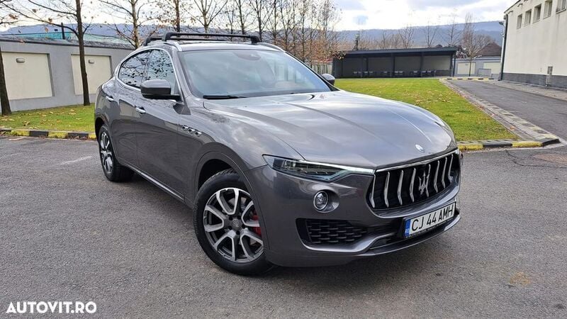 Gri Utilizat 2018 Maserati Levante SUV | 34.999 EUR (Super Preț) - Imagine 1/4