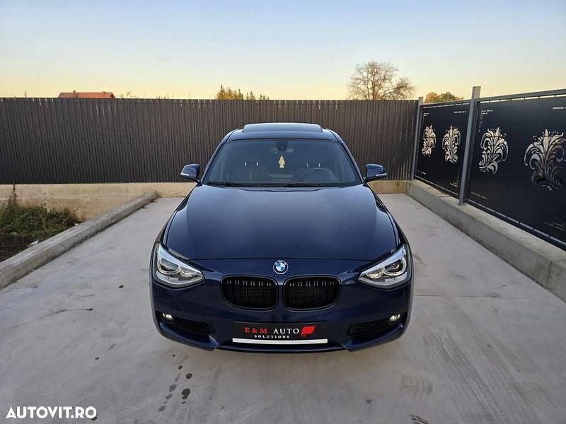 Culoarealbastru Utilizat 2012 BMW 118 Hatchback | 6.600 EUR (Puțin scump) - Imagine 1/4