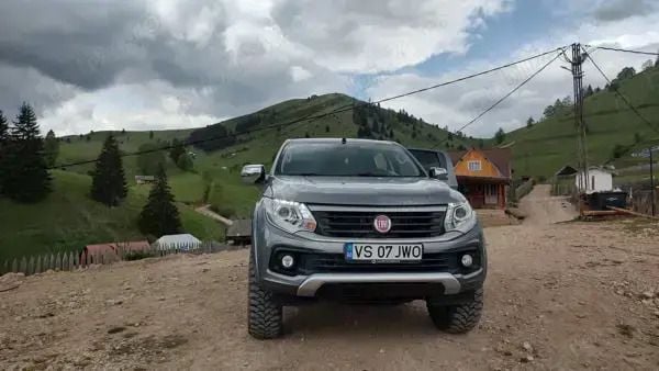 Gri Utilizat 2018 Fiat Fullback Pickup | 20.000 EUR - Imagine 1/4