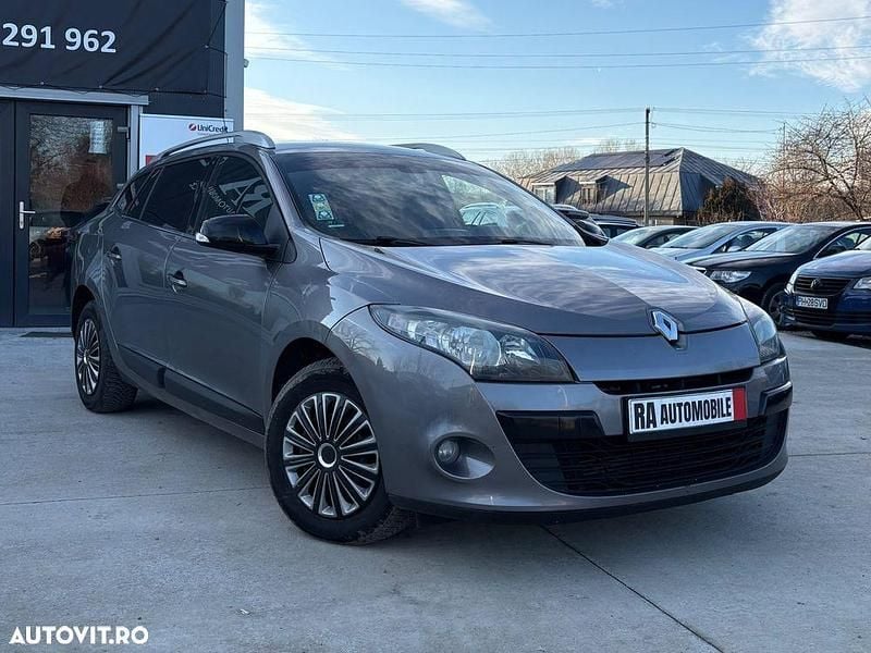 Culoaregri Utilizat 2012 Renault Mégane GrandTour Dynamique Break | 3.680 EUR (Preț bun) - Imagine 1/4