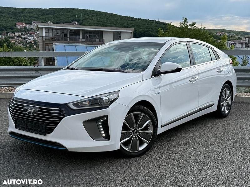 Alb Utilizat 2018 Hyundai Ioniq Premium Berlinǎ | 12.300 EUR (Preț OK) - Imagine 1/4