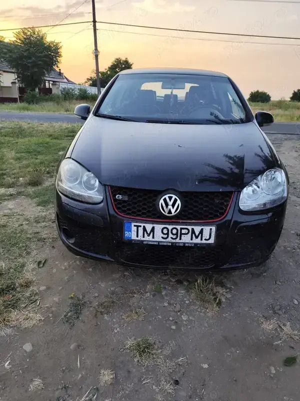 Utilizat 2005 VW Golf V Hatchback | 1.700 EUR (Preț bun) - Imagine 1/4