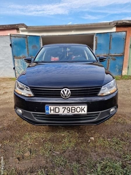 Second-hand VW Jetta 105 CP (77 kW) 2013 Negru Berlinǎ