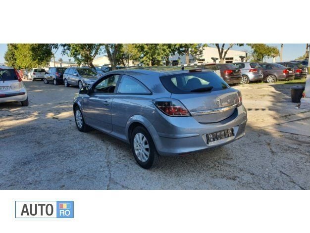 Second-hand Opel Astra 110 CP (80 kW) 2009 Gri Coupe