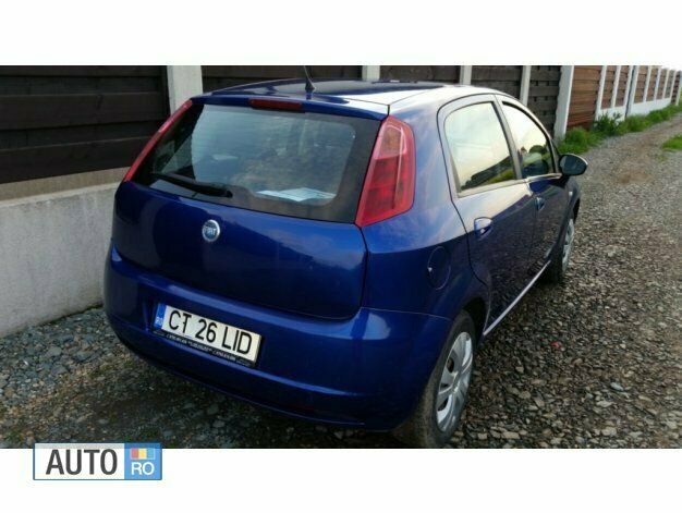 Second-hand Fiat Grande Punto 55 CP (40 kW) 2007 Albastru marin Hatchback