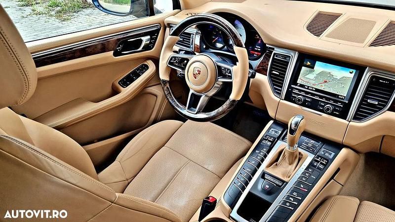 Second-hand Porsche Macan 340 CP (250 kW) 2014 Culoarealbastru SUV