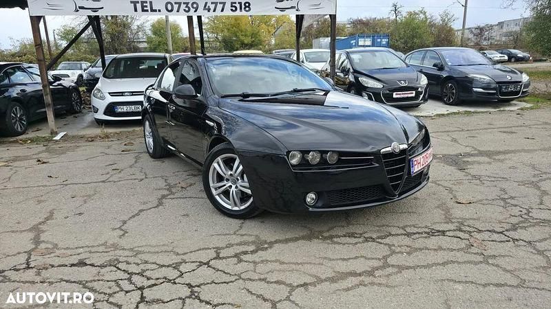 Culoarenegru Utilizat 2009 Alfa Romeo 159 Berlinǎ | 3.499 EUR - Imagine 1/4