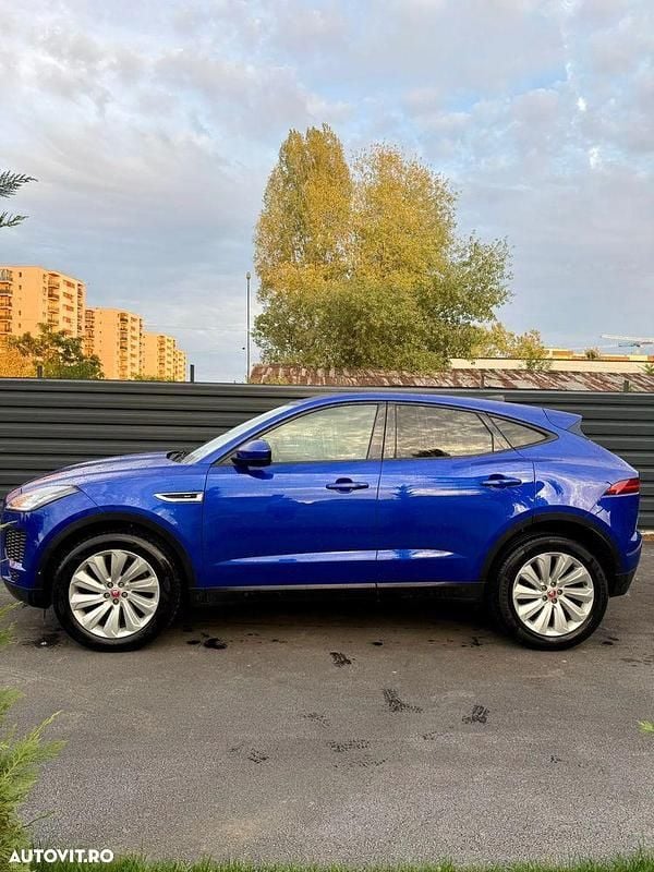 Second-hand Jaguar E-Pace R-Dynamic 180 CP (132 kW) 2019 Albastru SUV