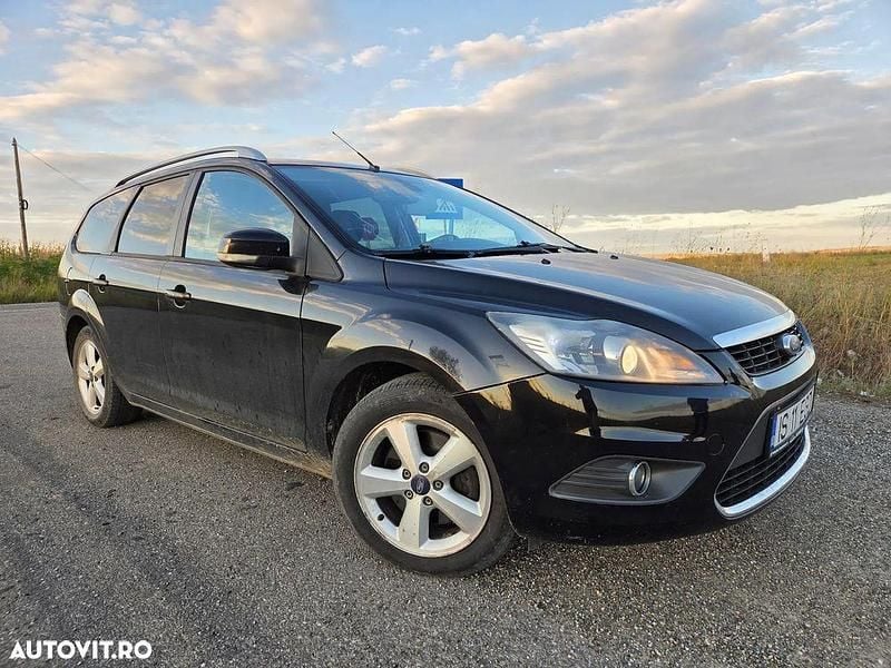 Culoarenegru Utilizat 2009 Ford Focus Titanium Break | 3.300 EUR (Puțin scump) - Imagine 1/4