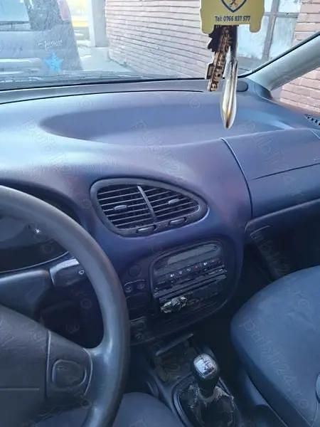 Second-hand VW Sharan 110 CP (80 kW) 1999 Monovolum